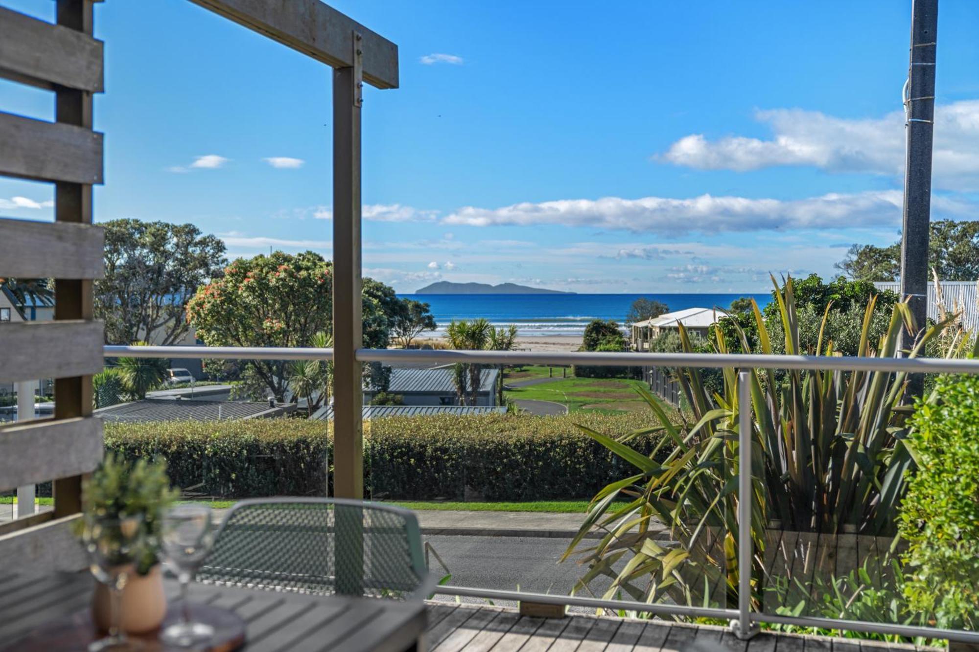 Tasman Holiday Parks - Waihi Beach Exterior photo